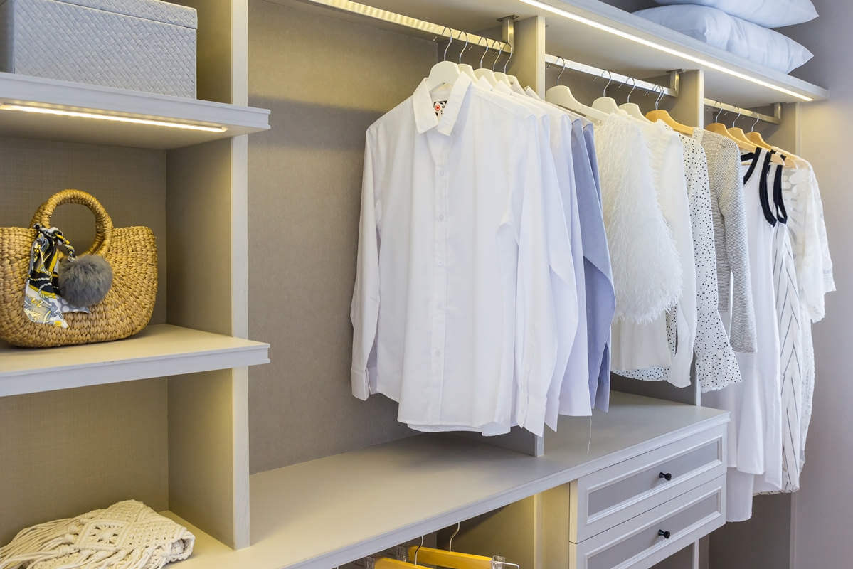 How to Build a Budget-friendly, Sustainable Wardrobe – GreenLivingLife