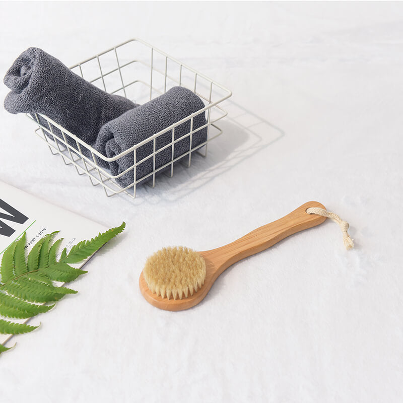 Natural Bristle Middle Long Handle Bamboo Shower Brush
